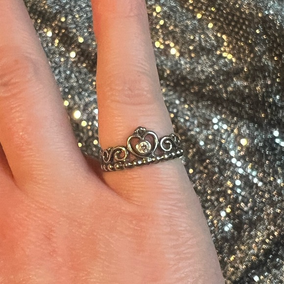 Vintage Pandora Princess ring - Picture 2 of 3